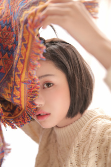 漂亮的女邻居4