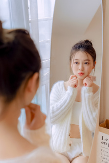 同一屋檐下