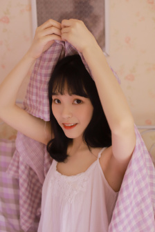 年轻的妈妈四