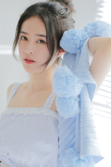 藤井蕾娜